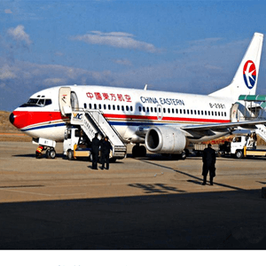 鄂托克前旗敖勒召其机场物流航空快运业稳步发展的原因是什么？